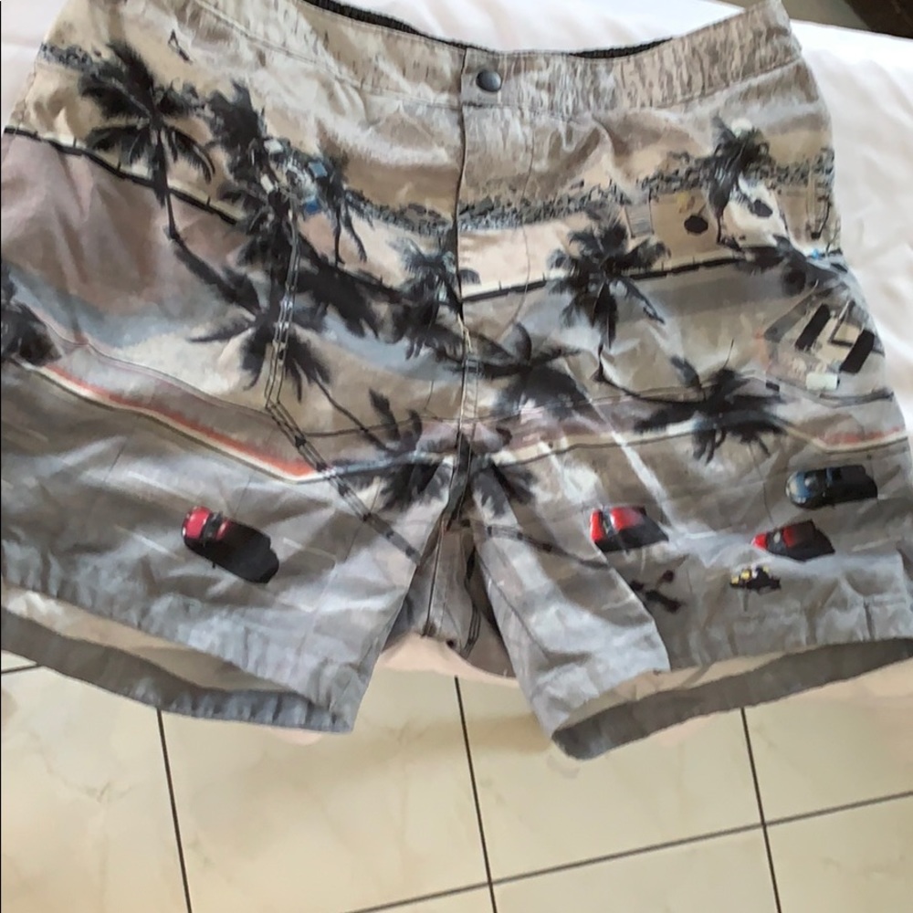 H&M Mens Board Shorts / Swim Trunks - Large